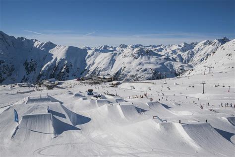 webcam ischgl dorf|Webcams Ischgl, live streams & 360° panoramic